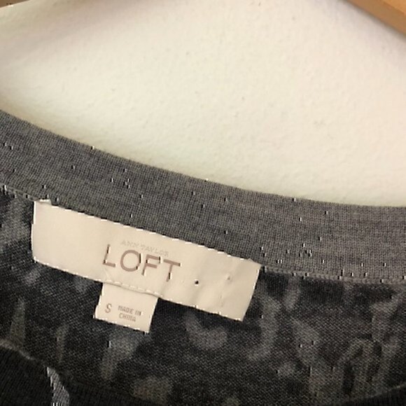 ANN TAYLOR LOFT Snakeskin Print Sweater Dress Gray Black Animal 100% WOOL Small - Picture 5 of 9